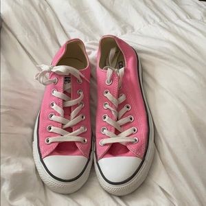 brand new pink converse!